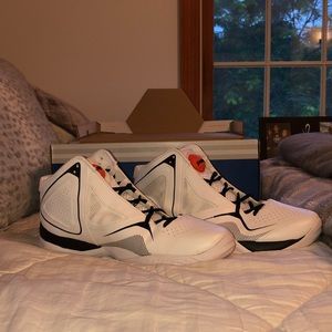 Pumpspective Omni Basketball Shoes- offer